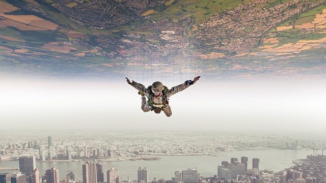 Skydiving in Dubai